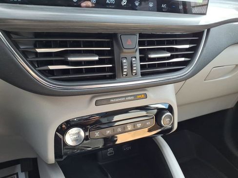 Certified 2024 Ford Escape Platinum image 23