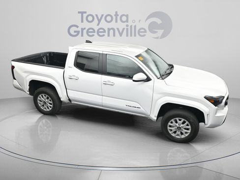 Certified 2024 Toyota Tacoma SR5 RWD image 18