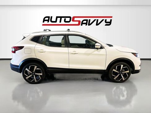 Used 2022 Nissan Rogue Sport SL AWD/4WD image 8