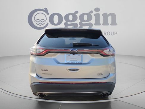 Used 2017 Ford Edge SEL w/ Equipment Group 201A AWD/4WD image 4