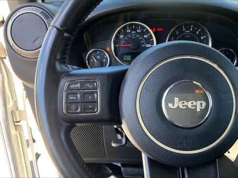 Used 2016 Jeep Wrangler Unlimited Sport w/ Quick Order Package 24S AWD/4WD image 24