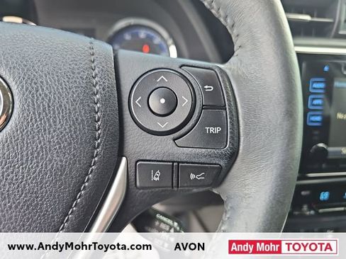 Used 2017 Toyota Corolla XSE image 15