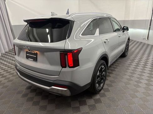 Certified 2024 Kia Sorento S w/ Panoramic Sunroof Package FWD image 12