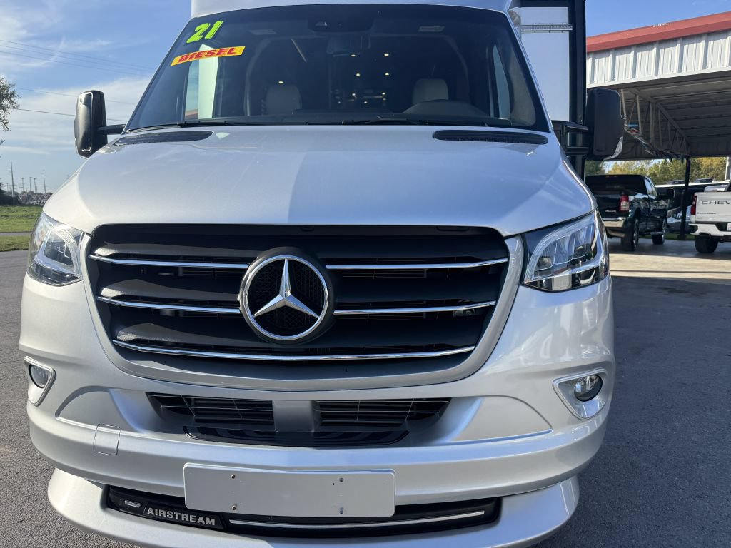 Used 2020 Mercedes-Benz Sprinter 3500 image 30
