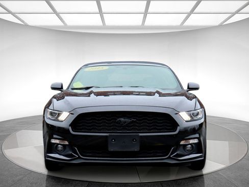 Used 2015 Ford Mustang Premium image 2
