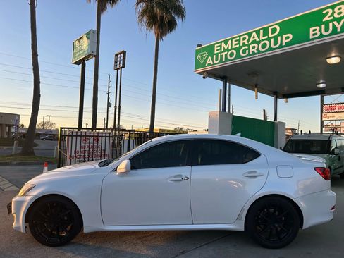 Used 2007 Lexus IS 250 image 3