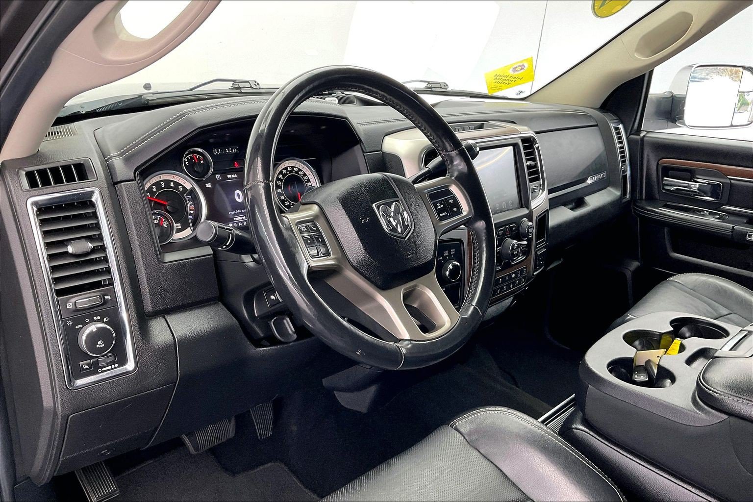 Used 2016 RAM 2500 Laramie AWD/4WD image 13