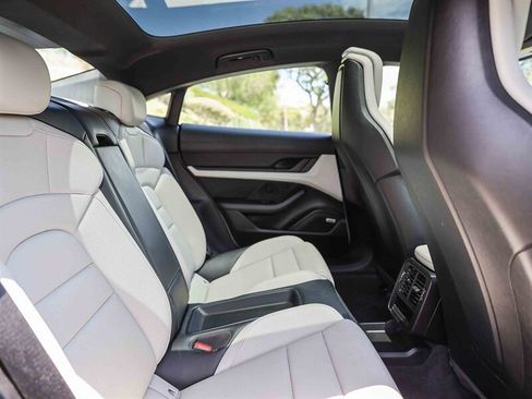 Used 2022 Porsche Taycan RWD image 22