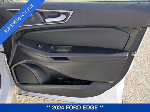 Used 2024 Ford Edge SEL image 36