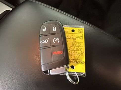 Used 2018 Jeep Grand Cherokee Altitude AWD/4WD image 20