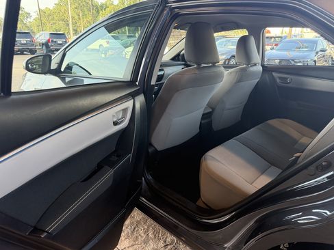 Used 2016 Toyota Corolla LE FWD image 25