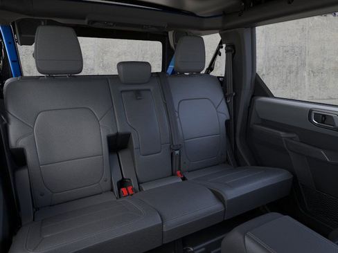 New 2025 Ford Bronco Big Bend w/ Black Diamond Package image 11