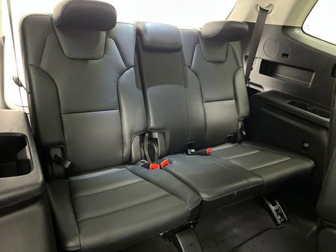 Used 2025 Kia Telluride S image 28