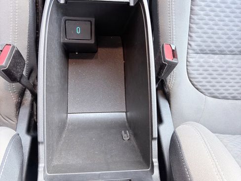 Used 2020 Ford Escape SE FWD image 38