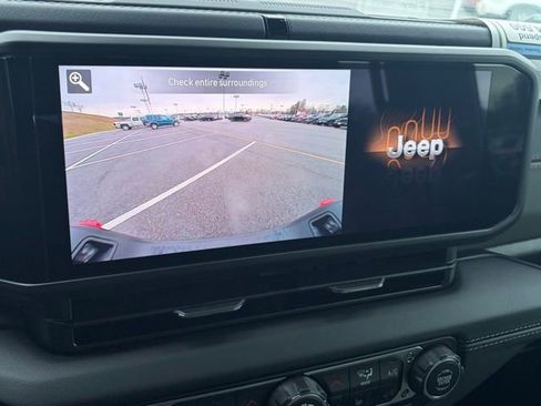 New 2026 Jeep Gladiator Mojave image 3