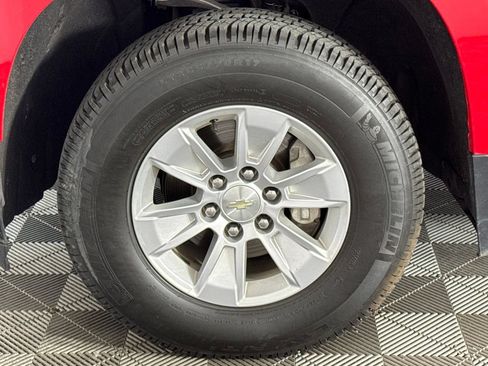Used 2021 Chevrolet Silverado 1500 LT AWD/4WD image 44