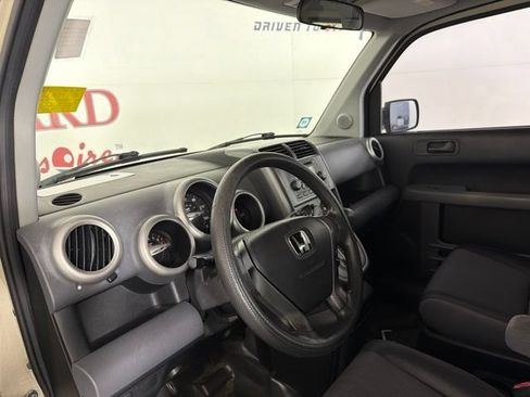 Used 2005 Honda Element EX image 11