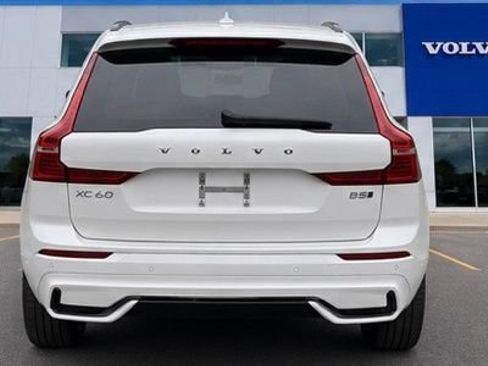 Used 2024 Volvo XC60 B5 Plus w/ Protection Package Premier AWD/4WD image 5