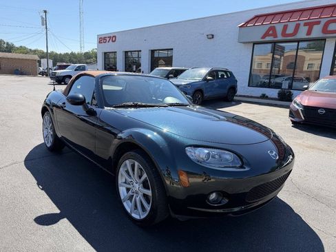 Used 2007 MAZDA MX-5 Miata Grand Touring RWD image 3