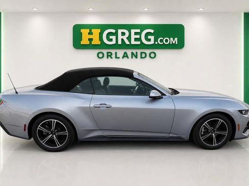Used 2024 Ford Mustang Premium RWD image 10