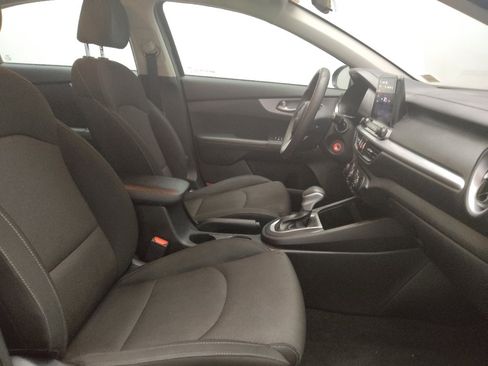 Used 2023 Kia Forte LXS image 21