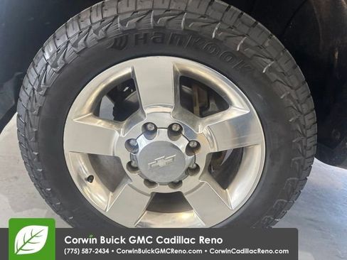 Used 2017 Chevrolet Silverado 2500 LTZ w/ Vortec Plus Package AWD/4WD image 36