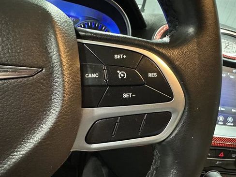 Used 2019 Chrysler 300 Touring L w/ Quick Order Package 22F image 32