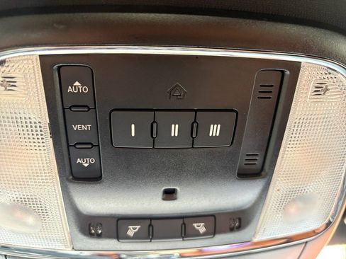 Used 2023 Dodge Charger SRT Hellcat image 28