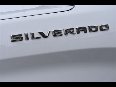 Used 2019 Chevrolet Silverado 1500 LT w/ Convenience Package image 48