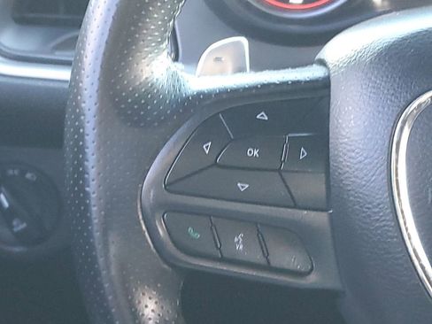 Used 2022 Dodge Challenger GT image 34