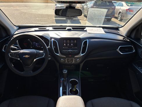 Used 2021 Chevrolet Equinox LT image 12