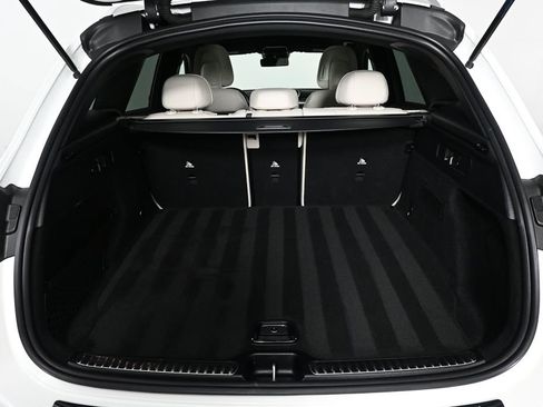 Used 2023 Mercedes-Benz GLC 300 image 29