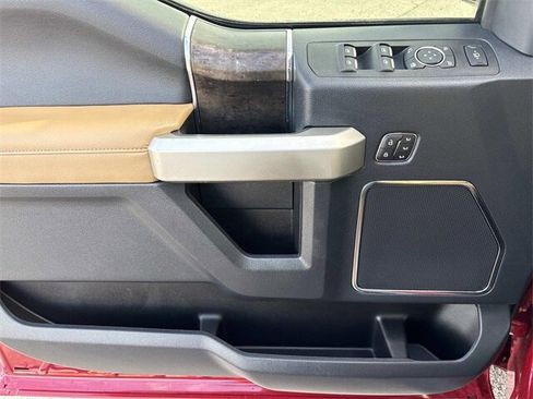 Certified 2022 Ford F250 Lariat w/ Lariat Ultimate Package image 24