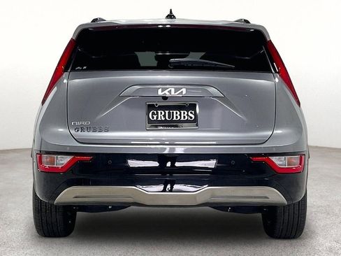 Used 2024 Kia Niro Wind w/ Wind Preserve Package FWD image 5