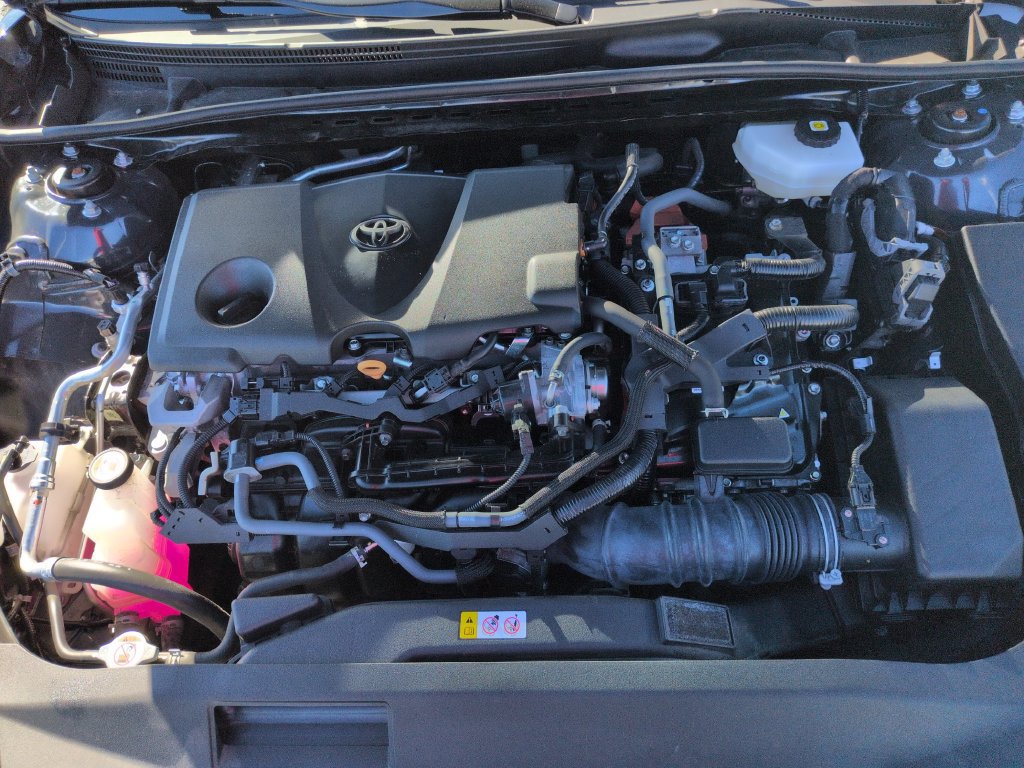Used 2025 Toyota Camry SE FWD image 22