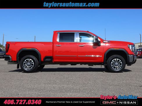 Used 2024 GMC Sierra 2500 SLT w/ SLT Convenience Package image 3