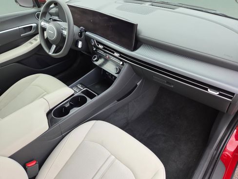 Used 2025 Hyundai Sonata SEL image 39