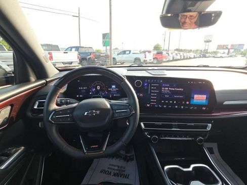 Used 2024 Chevrolet Traverse RS w/ LPO, Floor Liner Package FWD image 22