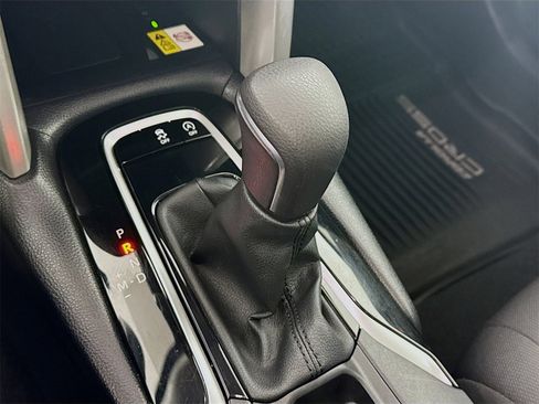 Certified 2023 Toyota Corolla Cross LE w/ Moonroof Package image 14