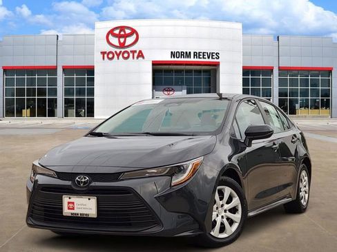 Used 2024 Toyota Corolla LE FWD image 1