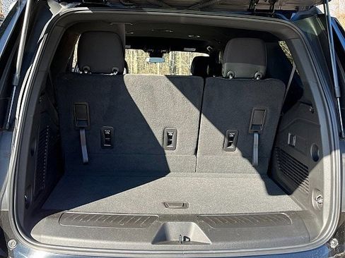 Used 2023 Chevrolet Tahoe LS image 16