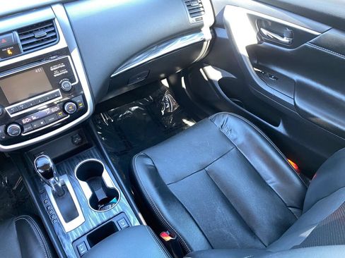 Certified 2018 Nissan Altima 2.5 SL FWD image 18