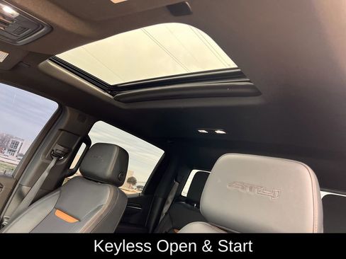 Used 2025 GMC Sierra 1500 AT4 w/ AT4 Premium Package image 26