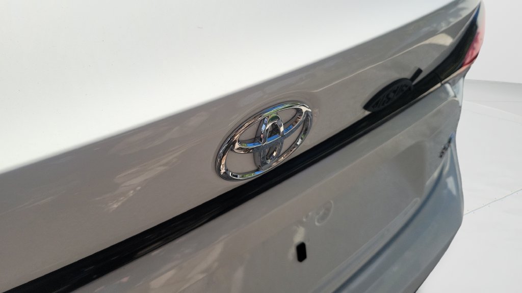 Used 2023 Toyota Corolla LE FWD image 9