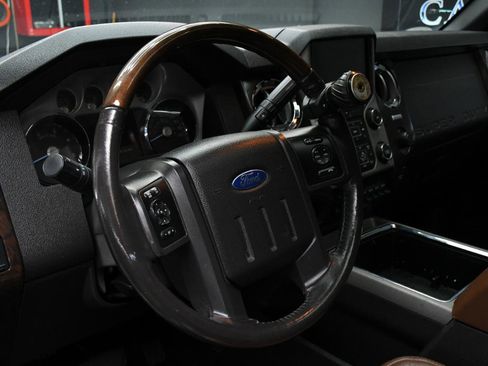 Used 2016 Ford F250 Platinum AWD/4WD image 19