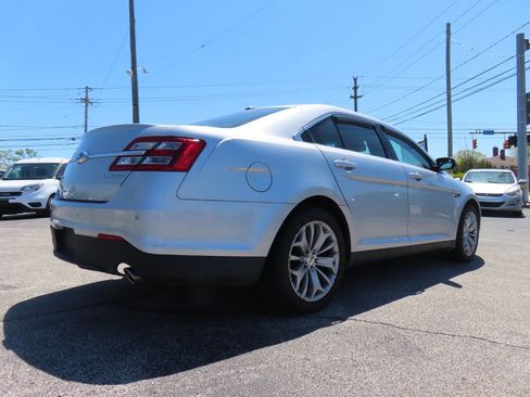 Used 2015 Ford Taurus Limited FWD image 2