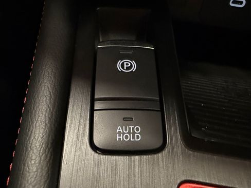 Used 2026 Nissan Kicks SR FWD image 35