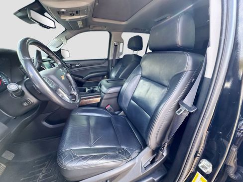 Used 2020 Chevrolet Tahoe LT w/ Luxury Package image 22