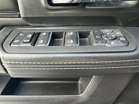 Used 2025 RAM 2500 Rebel w/ Rebel Level 2 Equipment Group image 38