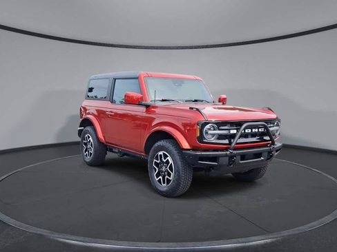 Certified 2023 Ford Bronco Outer Banks AWD/4WD image 2